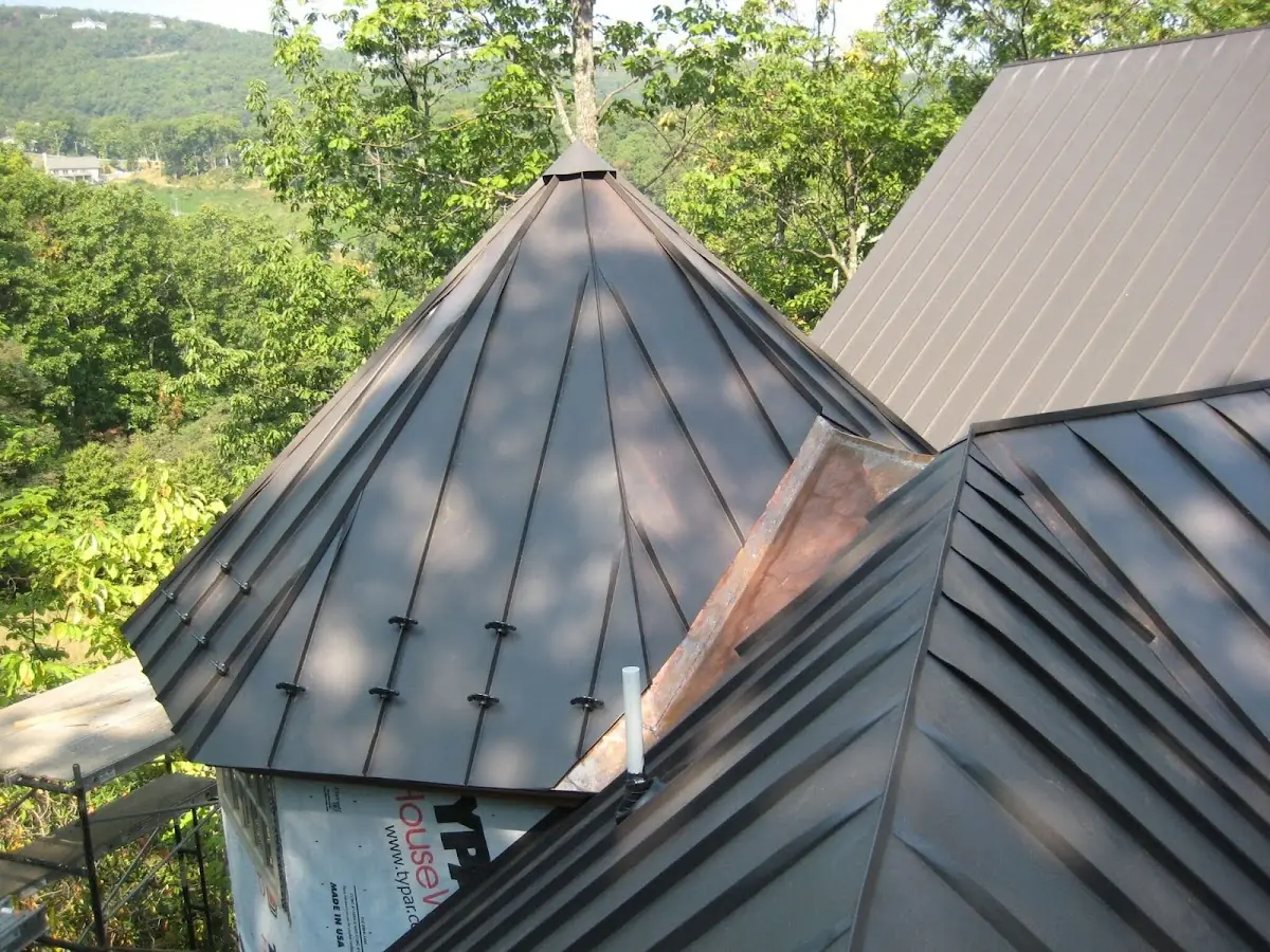 Professional Roof Tarp Installation by Craftsman Roofing in Clay